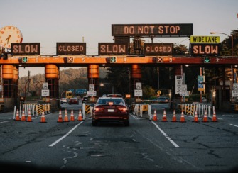 Desvelando las trampas ocultas en la frontera irregular y cambiante de la automatización